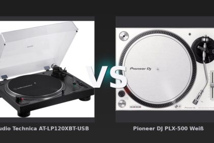 Vergleich: Audio Technica AT-LP120XBT-USB vs Pioneer DJ PLX-500 Weiß - Bluetooth vs. Klassik: Audio Technica AT-LP120XBT-USB gegen Pioneer DJ PLX-500 im Plattenspieler-Ver