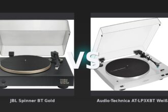Vergleich: JBL Spinner BT Gold vs Audio-Technica AT-LP3XBT Weiß - JBL Spinner BT Gold vs. Audio-Technica AT-LP3XBT: Bluetooth-Plattenspieler im Vergleich