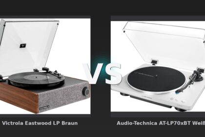 Vergleich: Victrola Eastwood LP Braun vs Audio-Technica AT-LP70xBT Weiß - Victrola Eastwood LP vs. Audio-Technica AT-LP70xBT: Eingebauter Lautsprecher oder Bluetooth – Der Pl